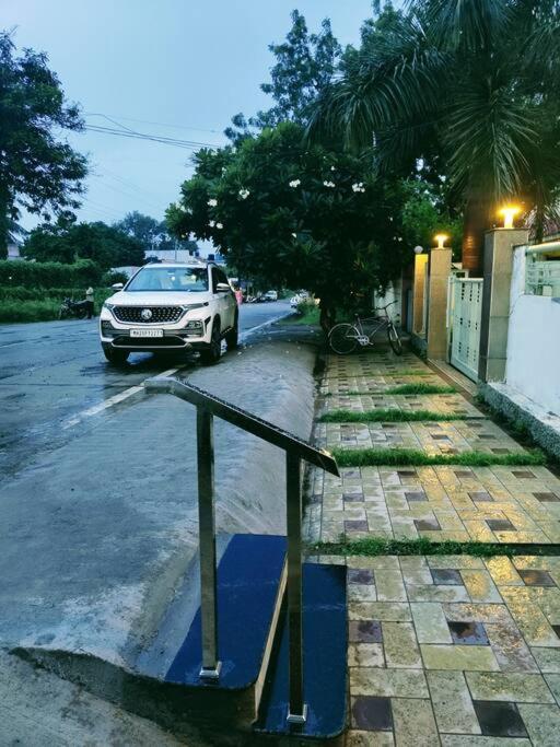 Villa Elegant 3bhk Villa, Hillside Hideaway, 10 Mins From Mh Bus Stand Aurangabad (Maharashtra)