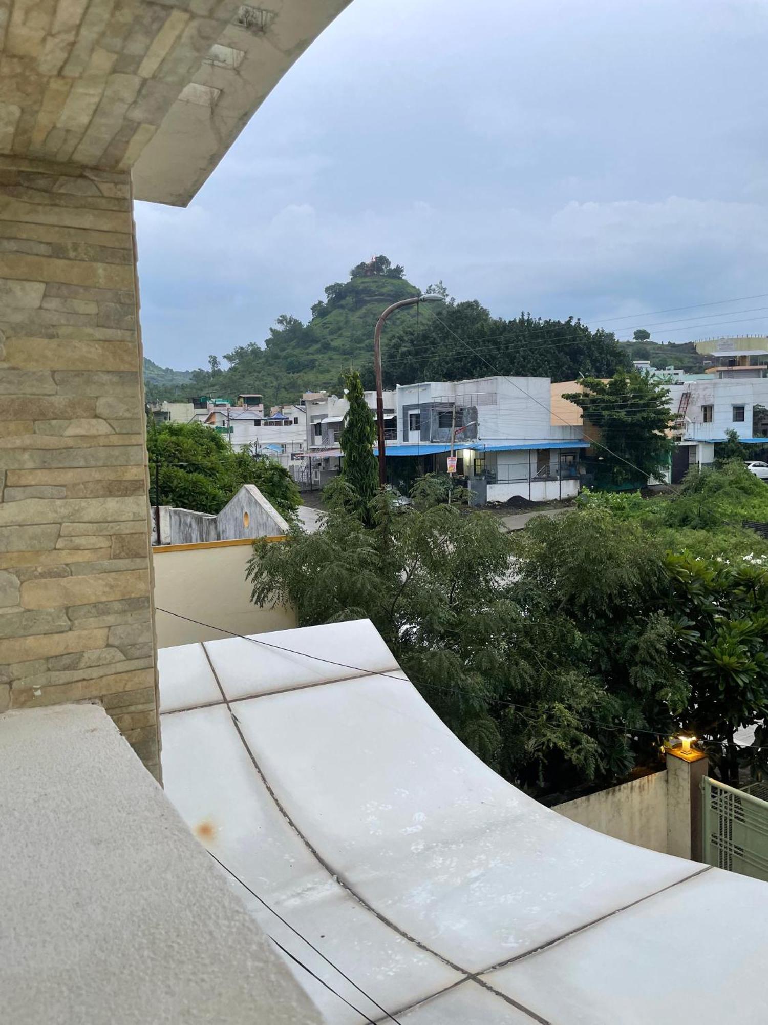 Elegant 3bhk Villa, Hillside Hideaway, 10 Mins From Mh Bus Stand Aurangabad (Maharashtra)